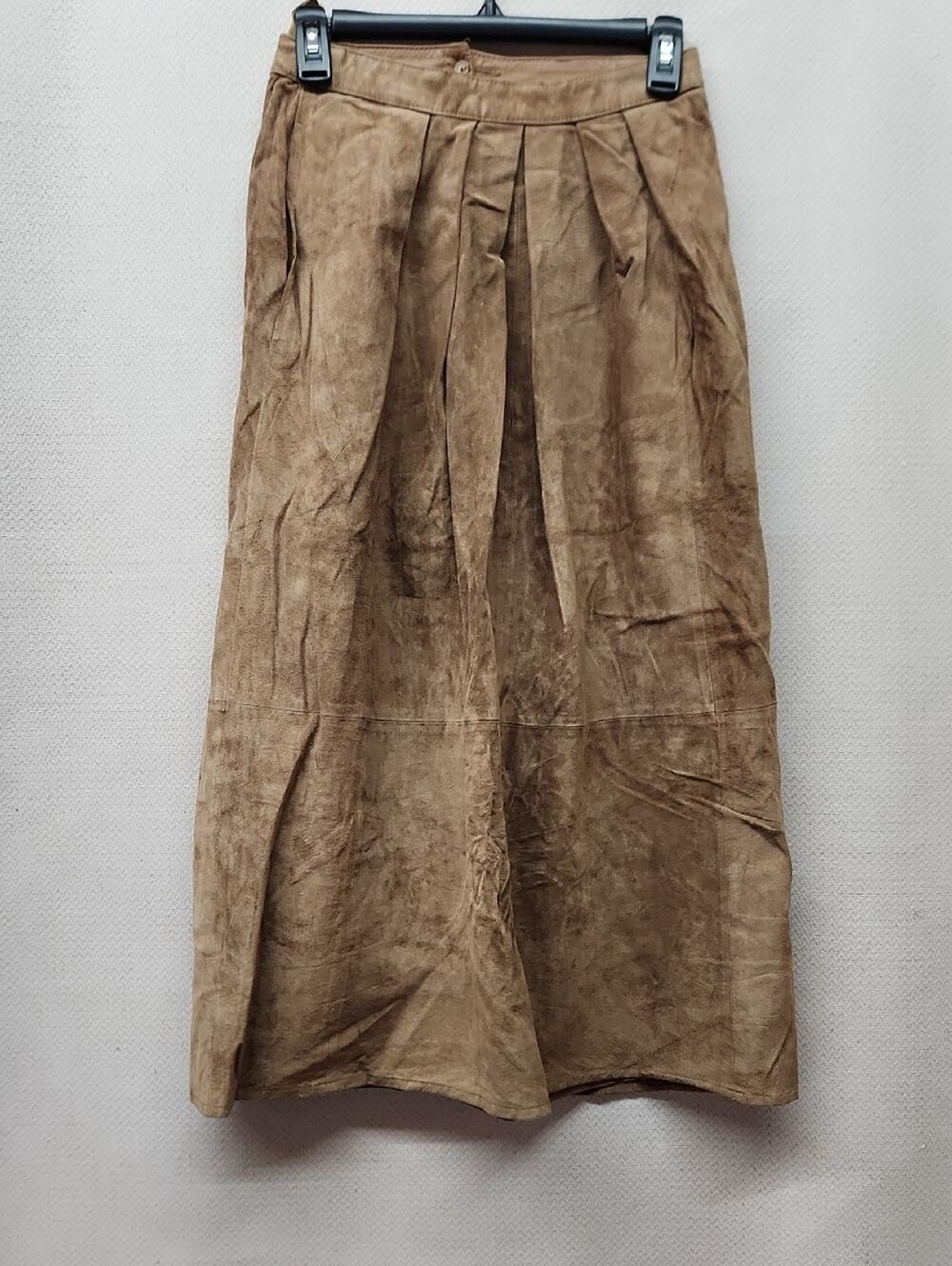 Preswick & Moore Brown Pleated Maxi Skirt